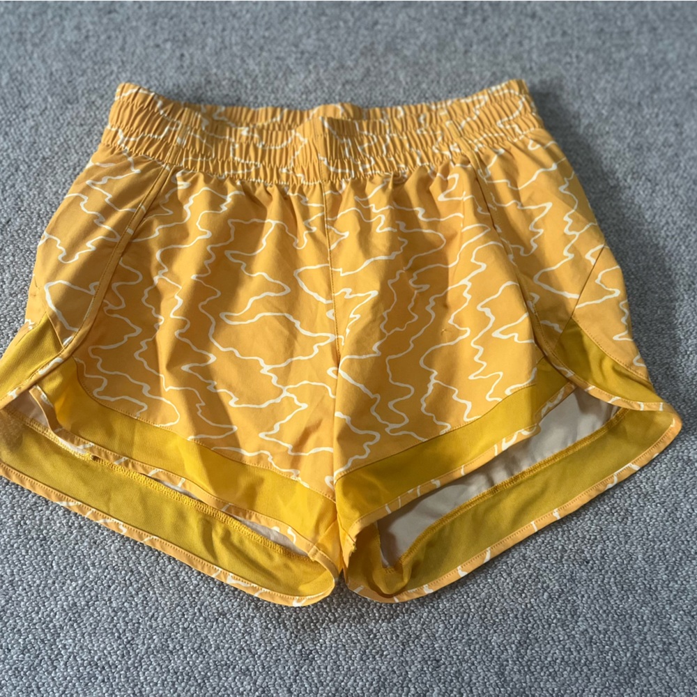 Athleta Shorts size XS, EUC, with pockets